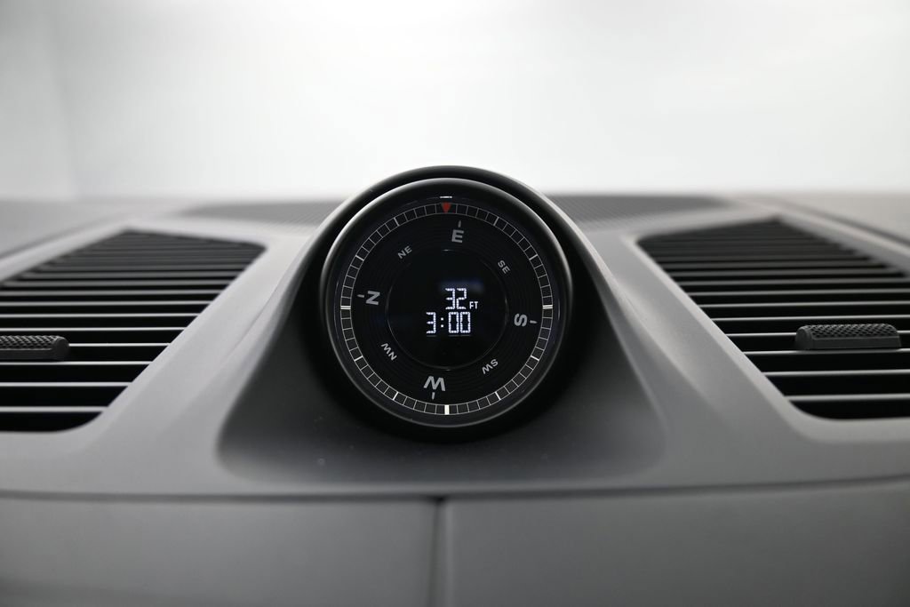 Certified 2026 Porsche Cayenne E-Hybrid AWD/4WD image 21