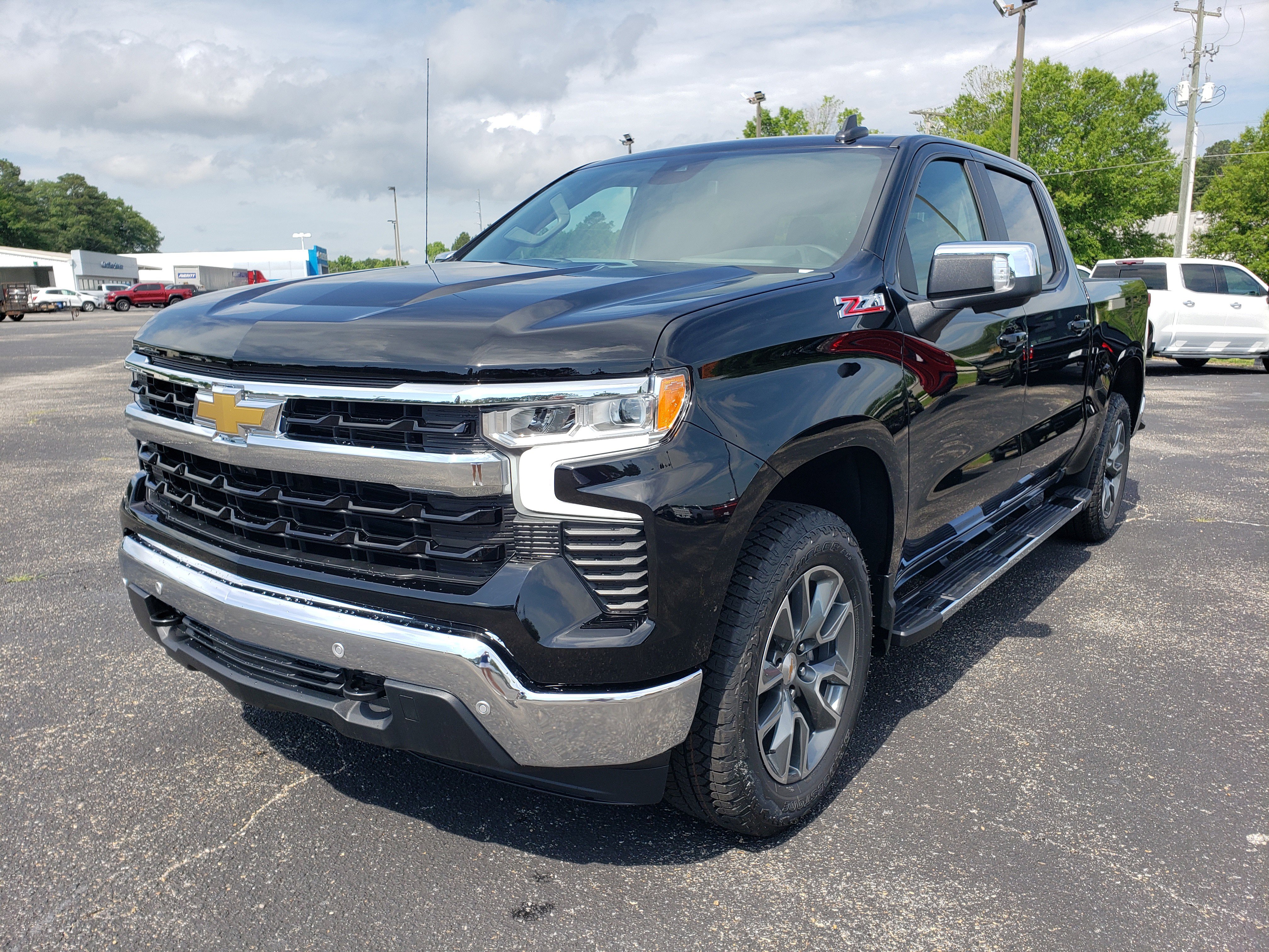 New 2026 Chevrolet Silverado 1500 LT AWD/4WD image 2