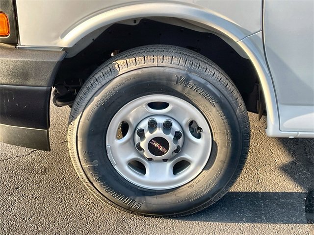 New 2025 GMC Savana 2500 w/ Driver Convenience Package RWD image 29