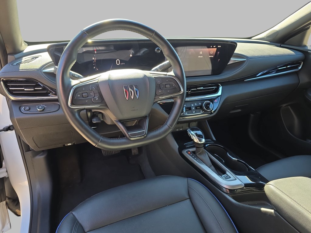 Certified 2024 Buick Envista Sport Touring w/ Convenience I Package FWD image 17