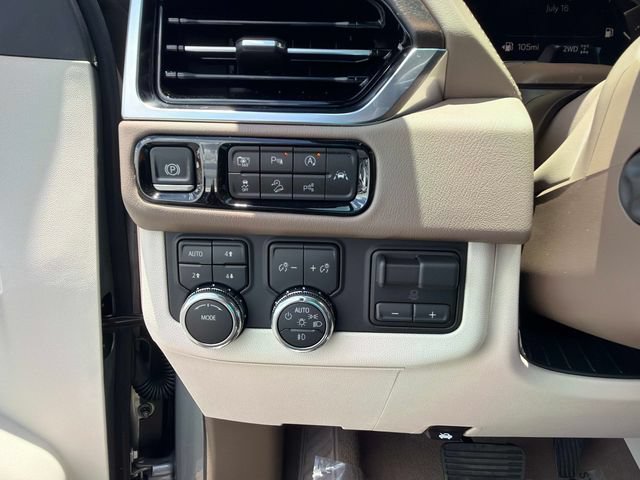 New 2026 GMC Yukon XL Denali w/ Denali Reserve Package AWD/4WD image 30