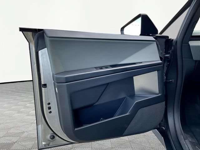 Used 2025 Tesla Cybertruck AWD Crew Cab image 21