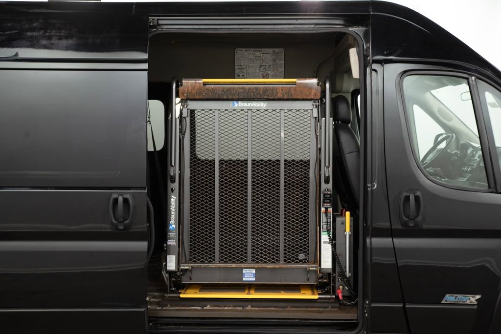 Used 2019 RAM ProMaster 2500 image 2