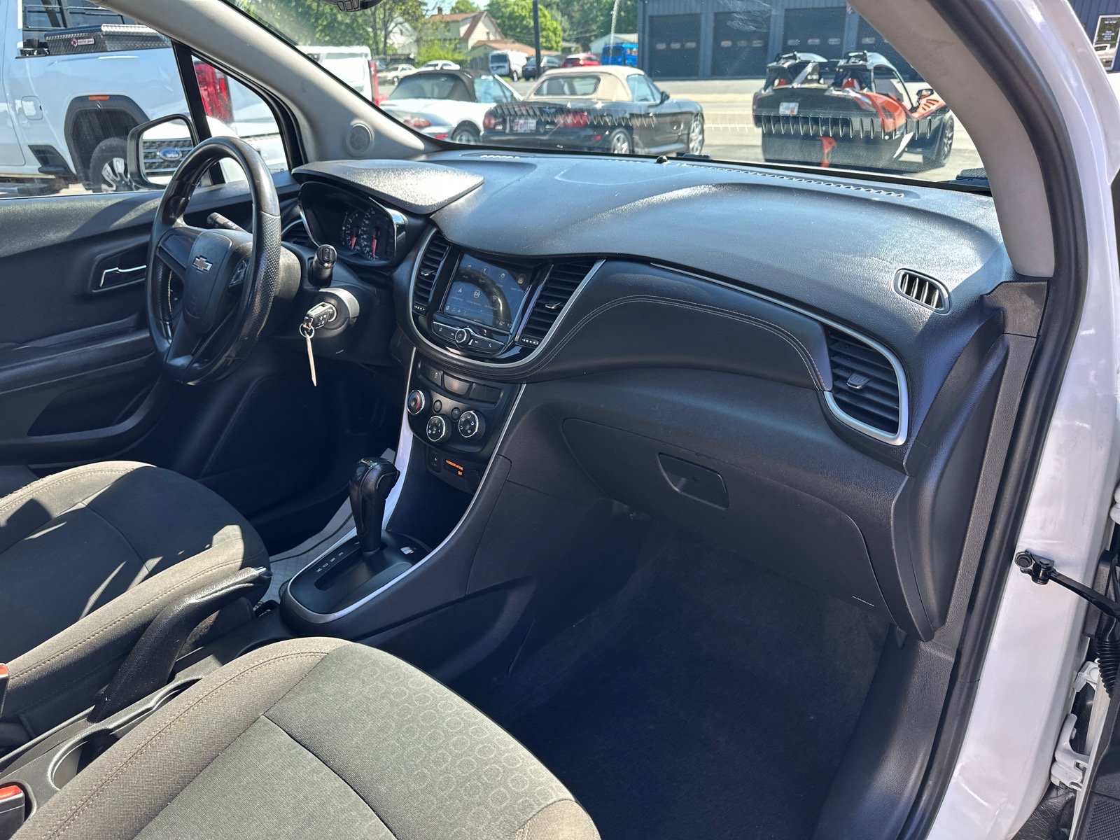 Used 2018 Chevrolet Trax LS AWD/4WD image 19