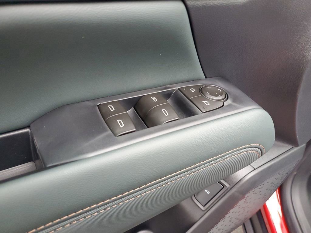 New 2026 GMC Terrain AT4 w/ LPO, Black Badging Package image 14