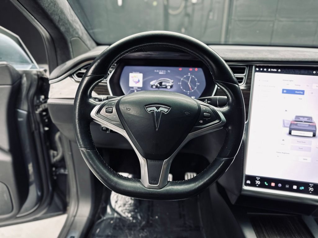 Used 2016 Tesla Model X 90D AWD/4WD image 31