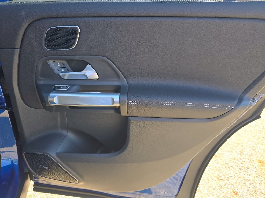 New 2026 Mercedes-Benz GLB 250 4MATIC image 23