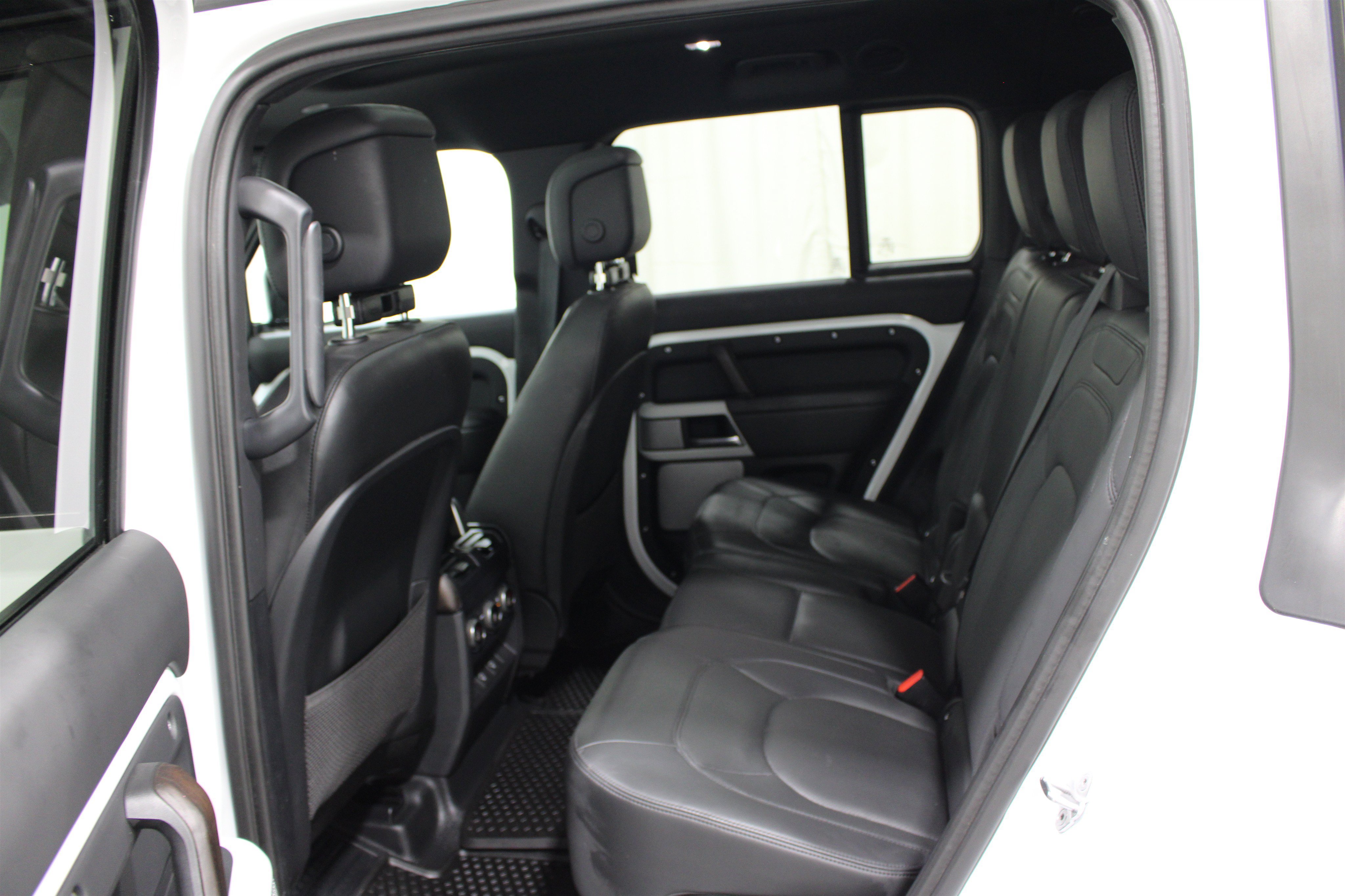 Used 2024 Land Rover Defender 130 S AWD/4WD image 18
