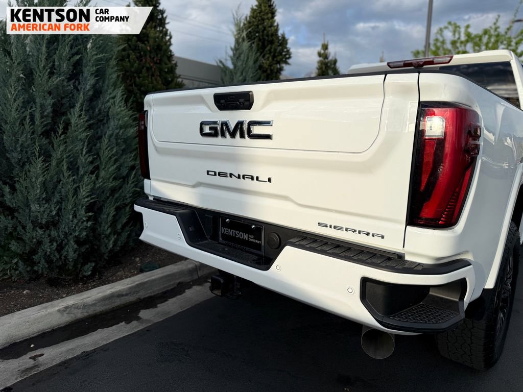 Used 2025 GMC Sierra 3500 Denali Ultimate AWD/4WD image 42