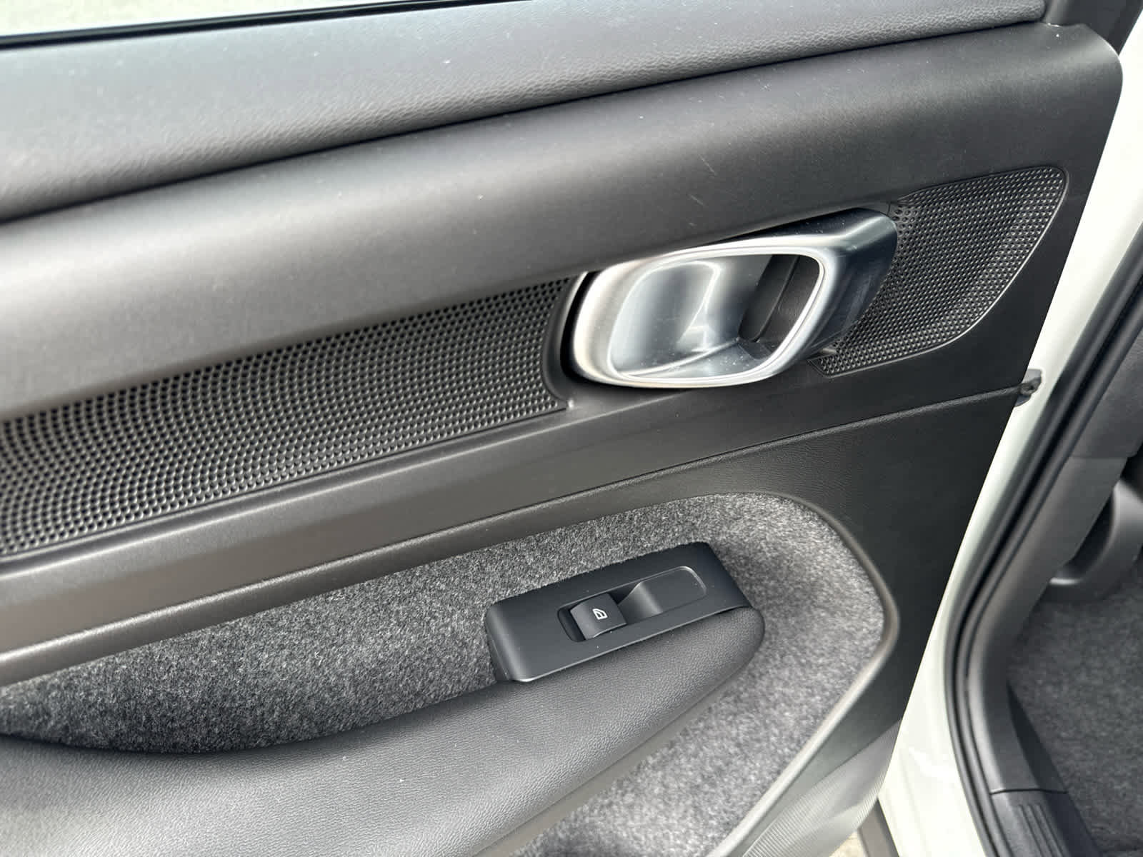 Used 2026 Volvo XC40 B5 Plus w/ Protection Package Premier image 10