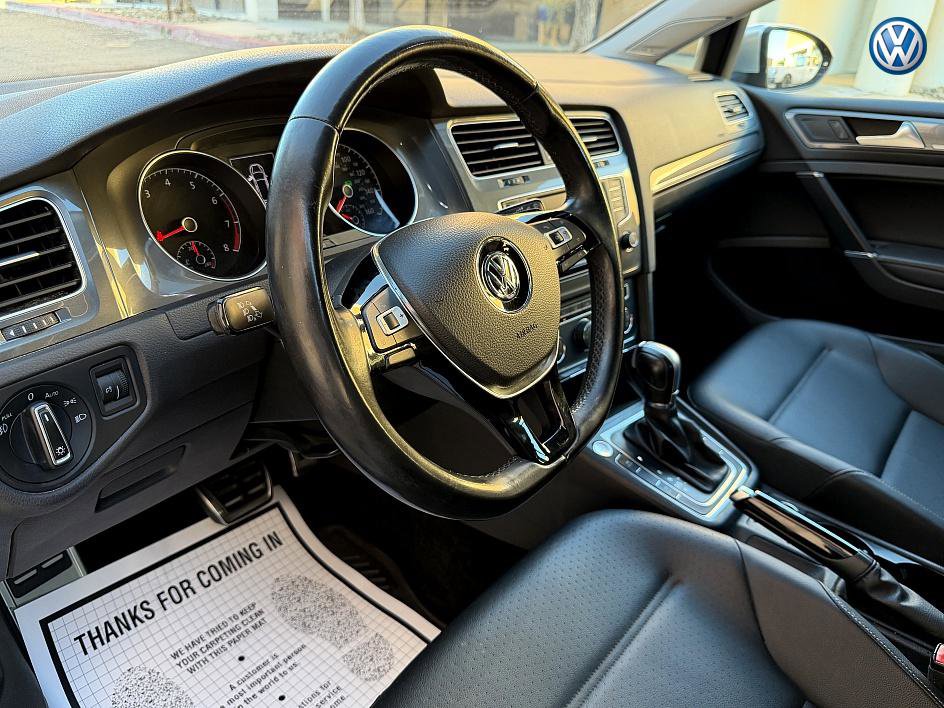 Used 2017 Volkswagen Golf Alltrack SE image 15