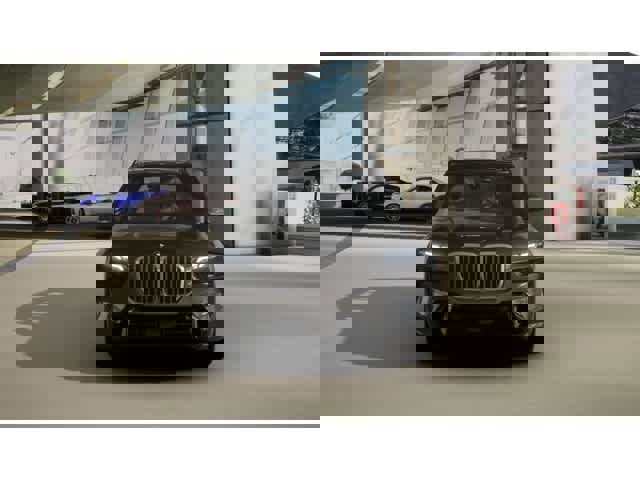 New 2026 BMW X7 xDrive40i w/ M Sport Package image 3