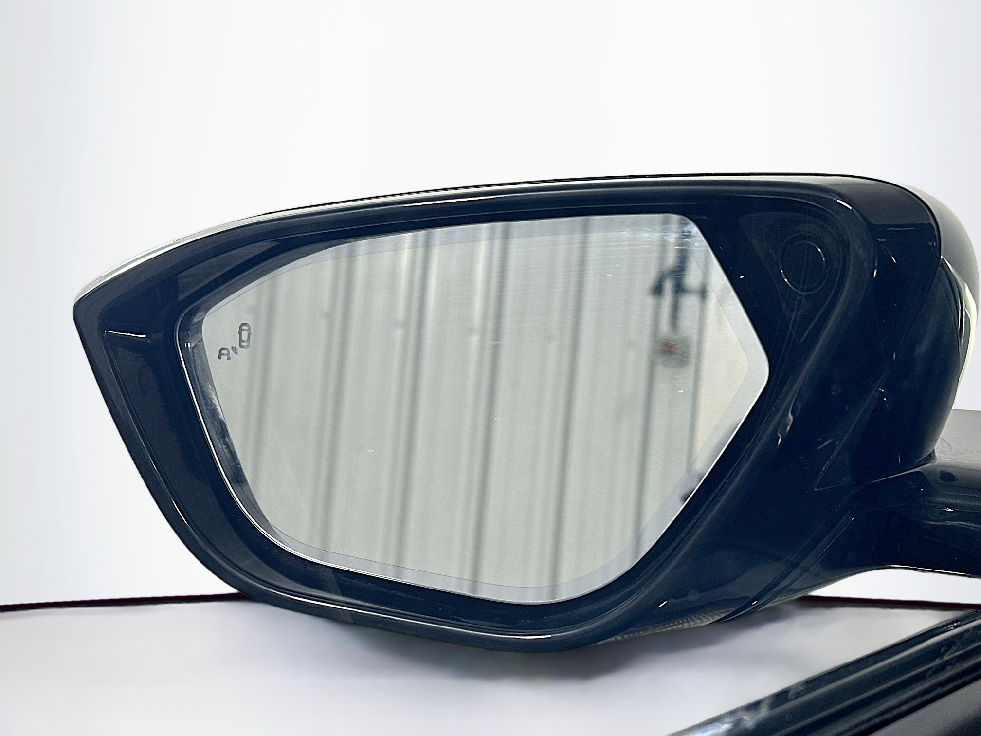 Used 2024 Lucid Air Pure RWD image 16