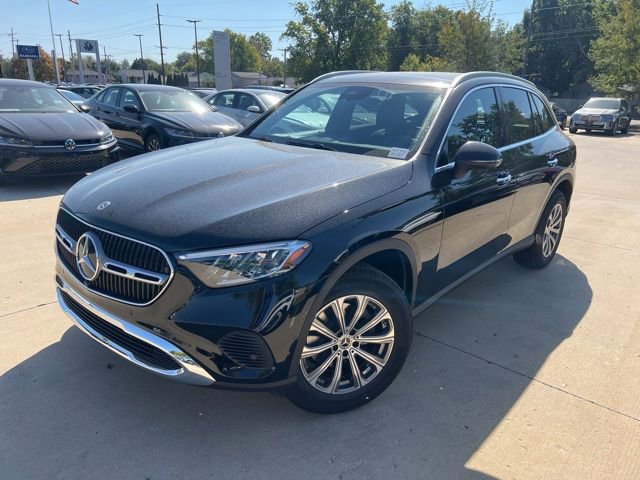 New 2026 Mercedes-Benz GLC 300 4MATIC image 3