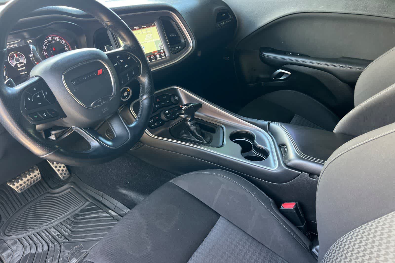 Used 2021 Dodge Challenger R/T w/ Driver Convenience Group RWD image 14