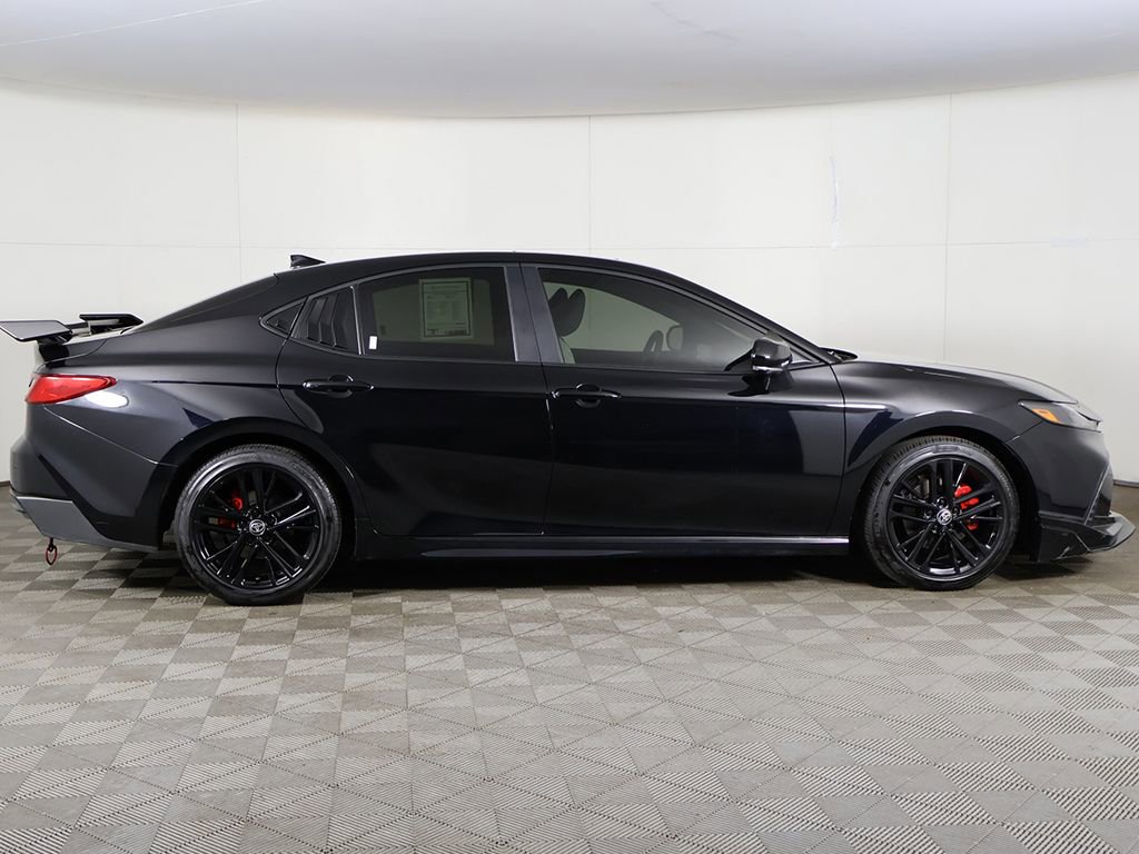 Used 2025 Toyota Camry SE FWD image 18