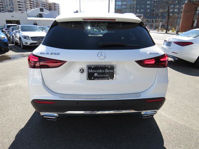 Used 2025 Mercedes-Benz GLA 250 4MATIC image 3