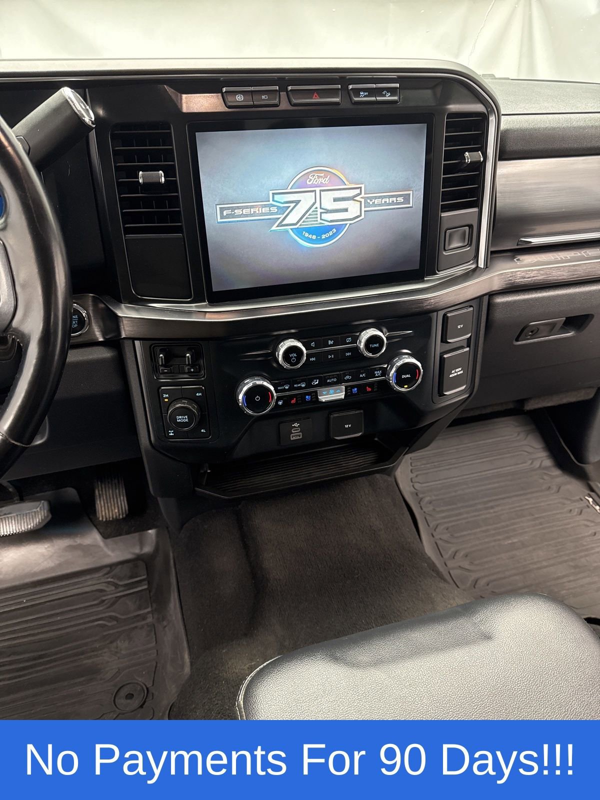 Used 2023 Ford F350 Lariat w/ Chrome Package image 20