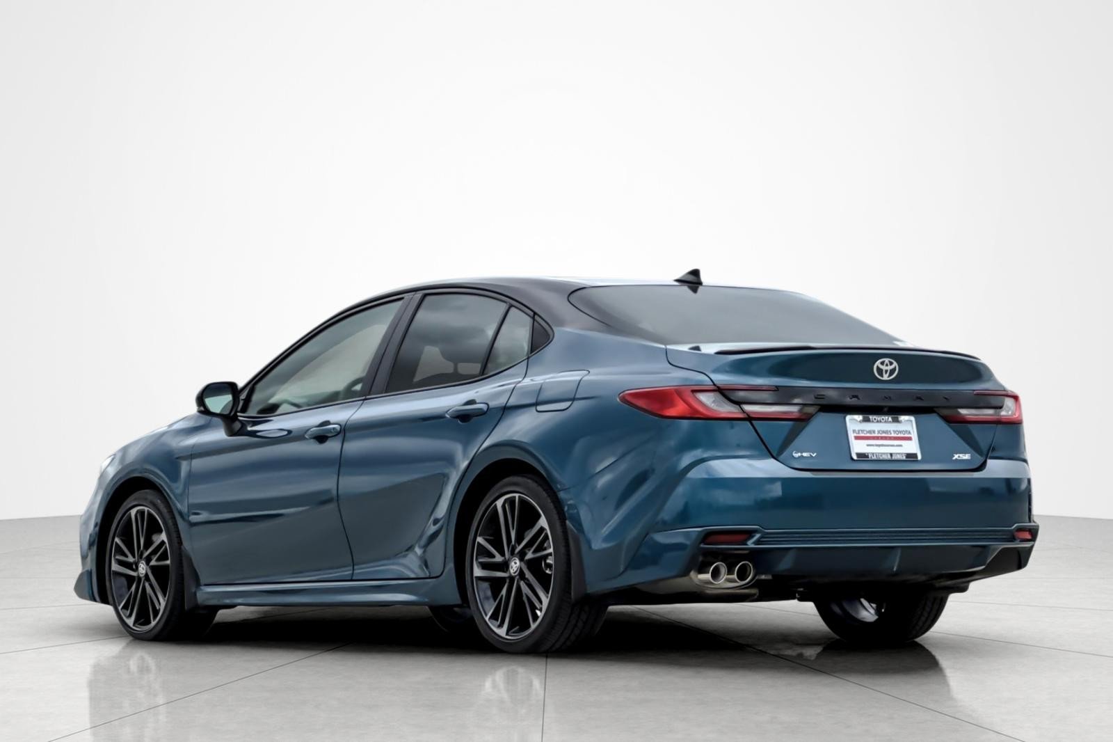 Certified 2025 Toyota Camry XSE FWD image 3