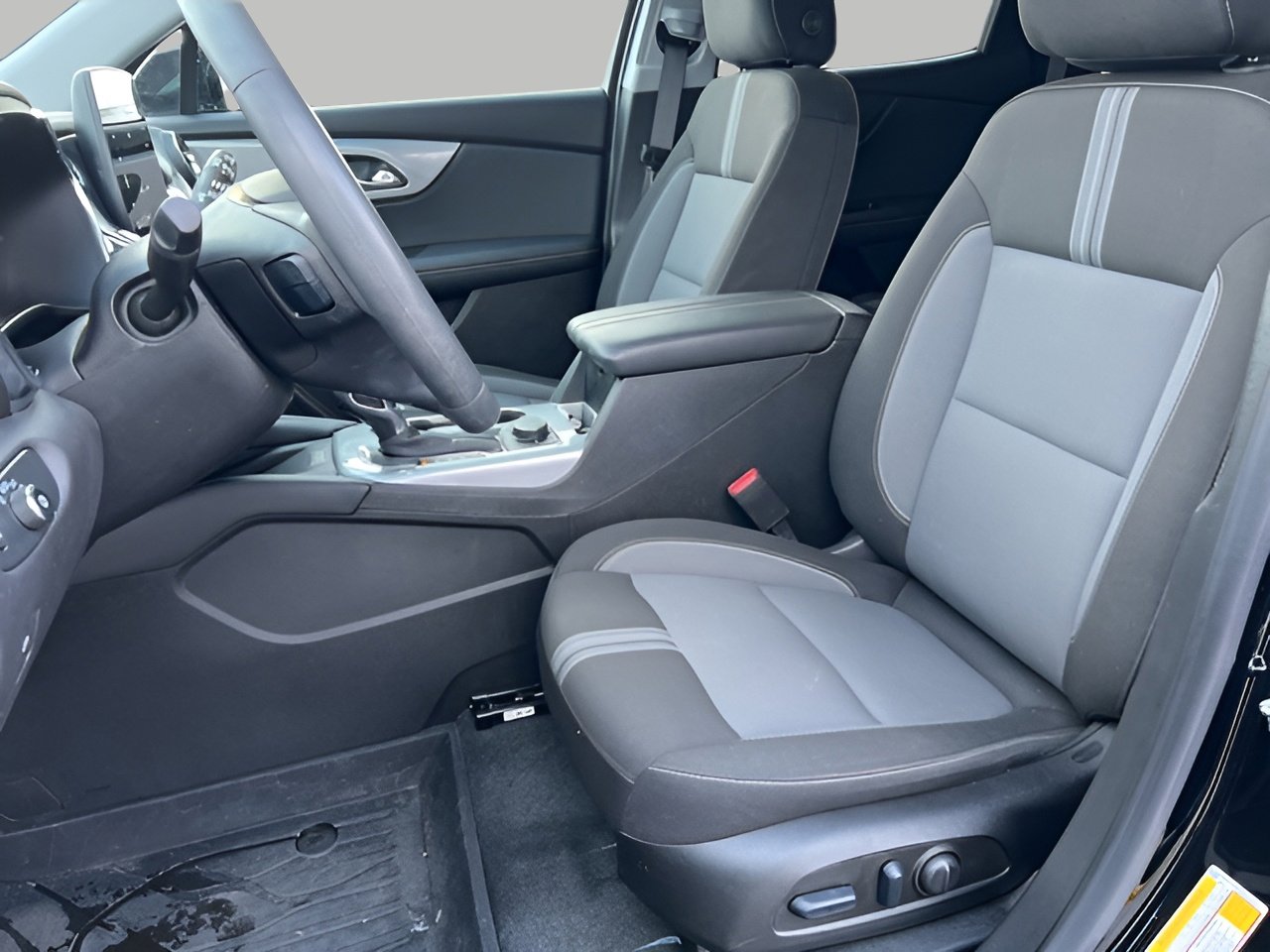 Used 2024 Chevrolet Blazer LT w/ Convenience Package image 26