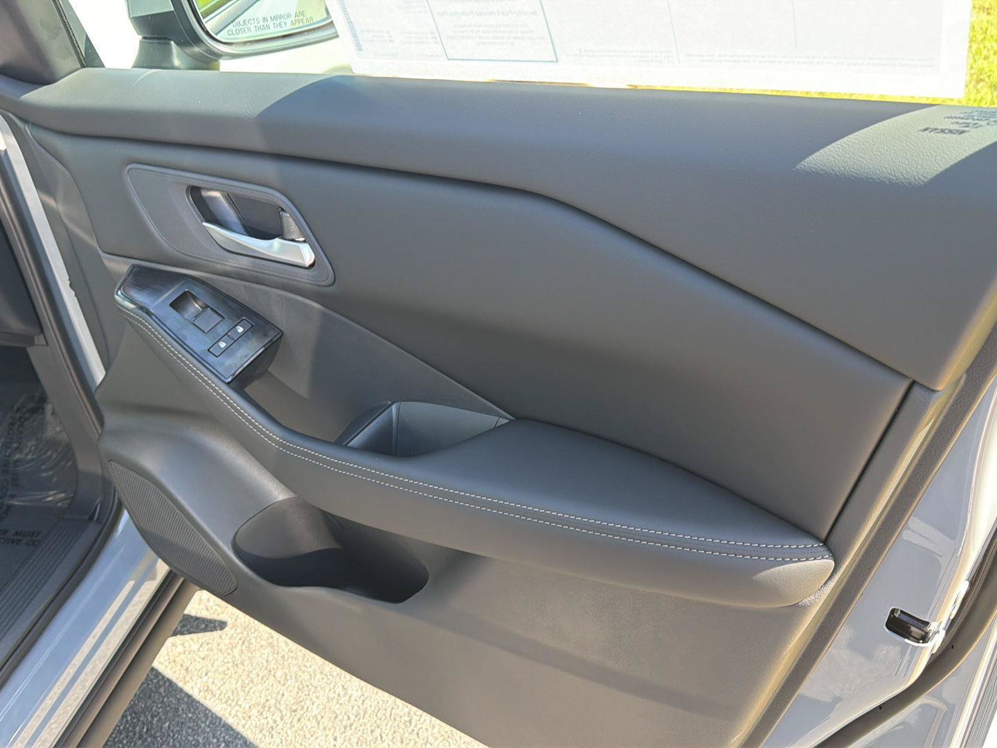 New 2026 Nissan Rogue SV w/ Cold Weather Package FWD image 14