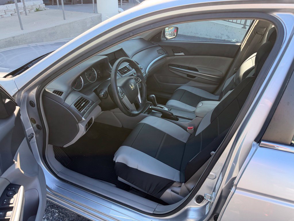 Used 2009 Honda Accord EX-L image 5