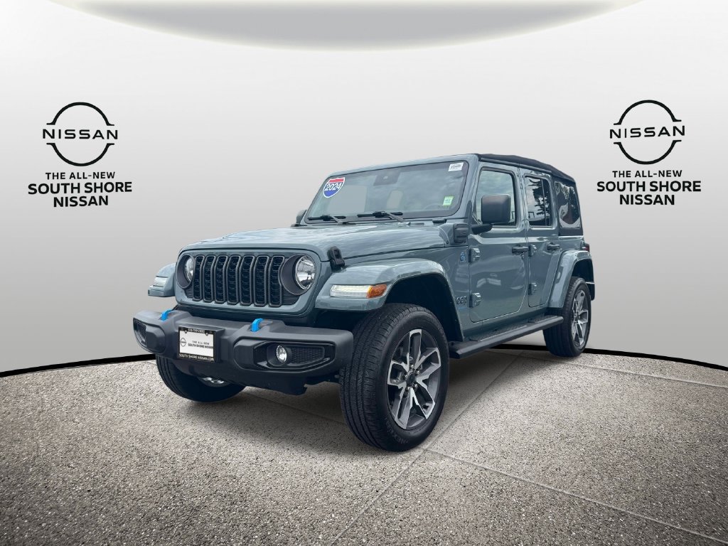Used 2024 Jeep Wrangler Unlimited w/ Convenience Group AWD/4WD image 4