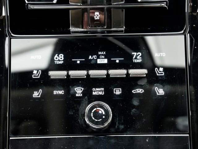 Certified 2025 Porsche Panamera 4 image 20