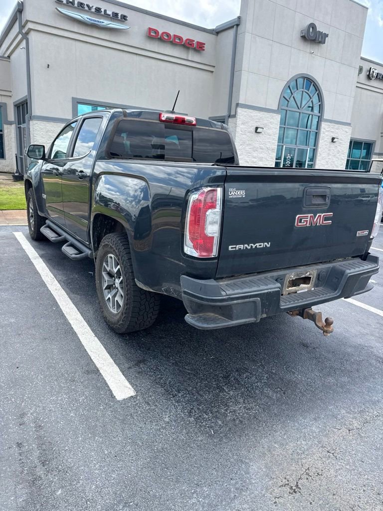Used 2017 GMC Canyon SLE w/ All Terrain Package AWD/4WD image 9