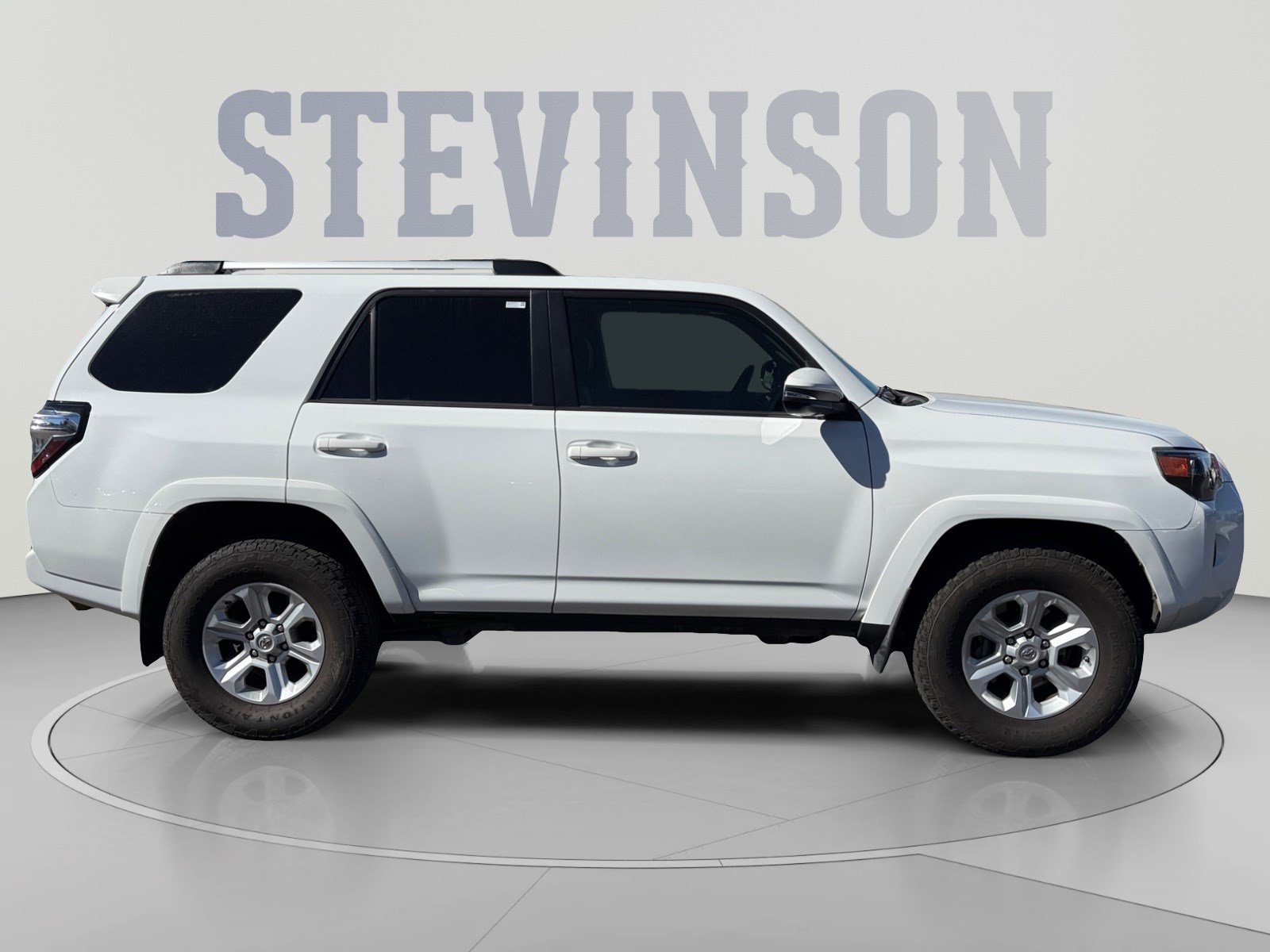 Used 2021 Toyota 4Runner SR5 Premium w/ Moonroof Package AWD/4WD image 6