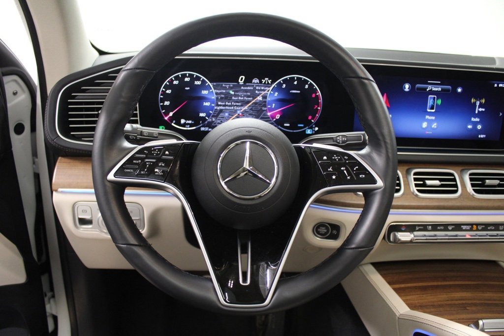 Certified 2025 Mercedes-Benz GLS 450 4MATIC image 21