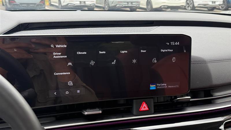 Used 2025 Kia Carnival SX Prestige FWD image 30
