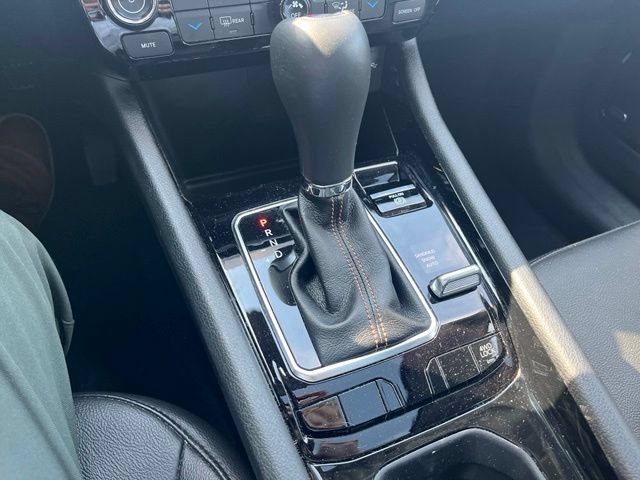 Used 2022 Jeep Compass Limited w/ Sun and Sound Group AWD/4WD image 17