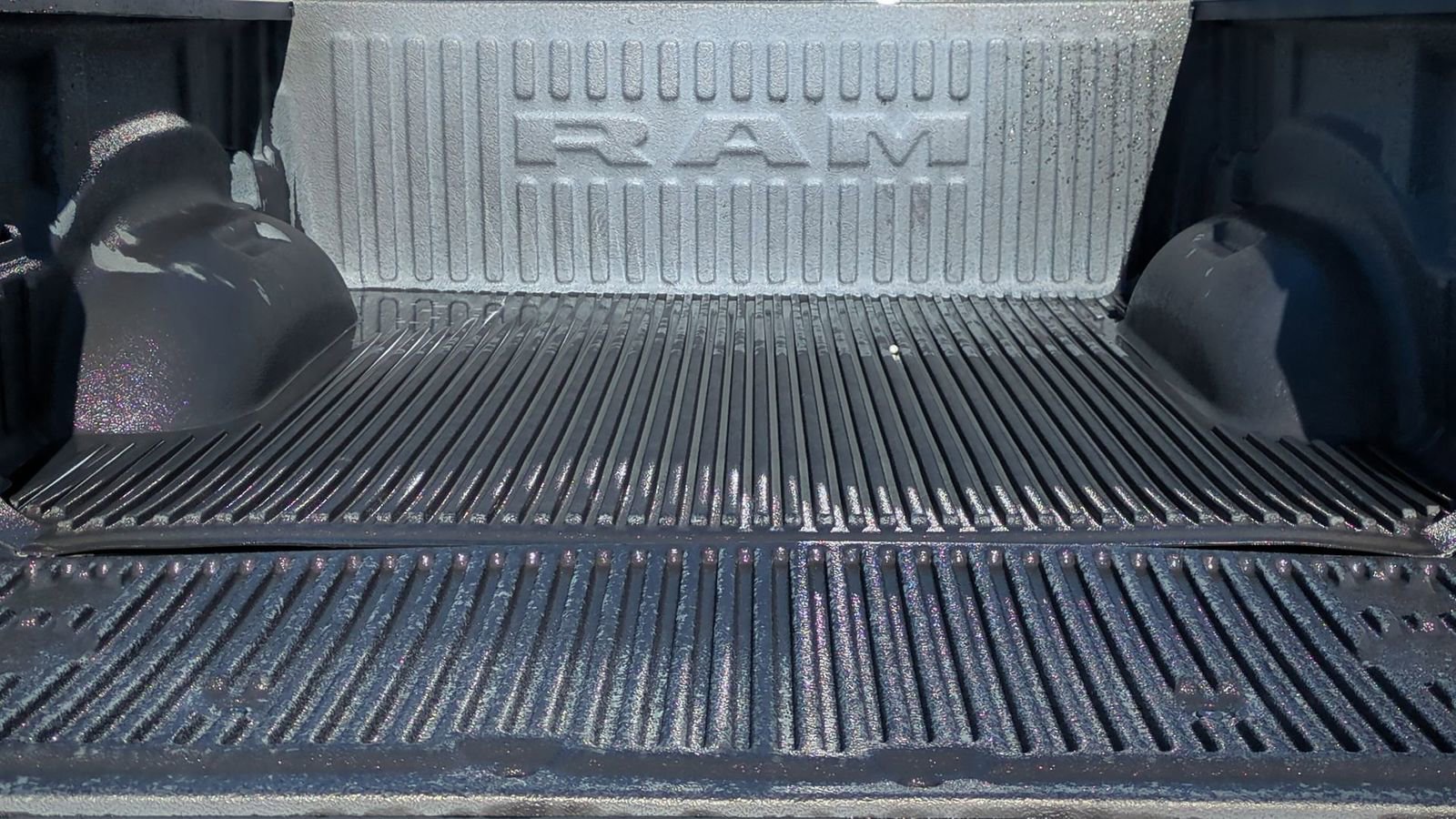 Used 2020 RAM 1500 Laramie w/ Sport Appearance Package image 40