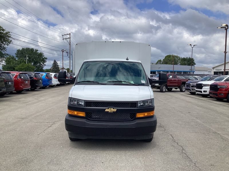 New 2026 Chevrolet Express 3500 w/ Power Convenience Package RWD image 2