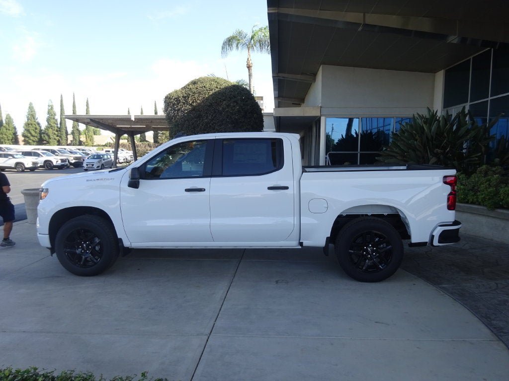 New 2026 Chevrolet Silverado 1500 Custom RWD image 4