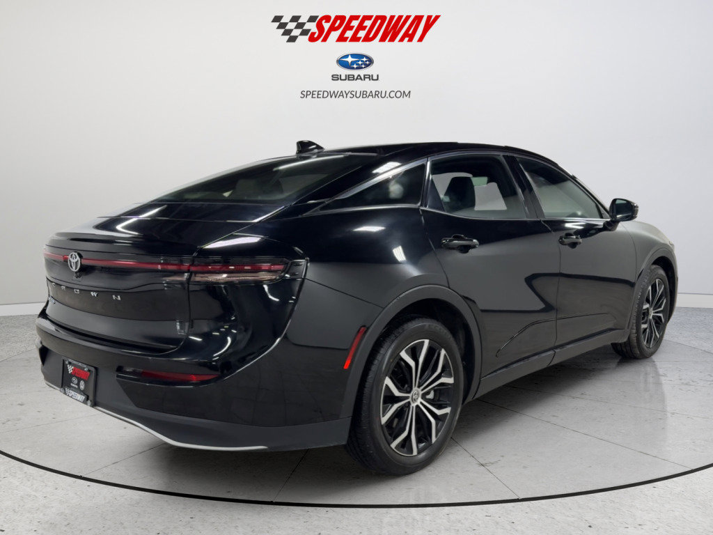 Used 2024 Toyota Crown Limited image 9