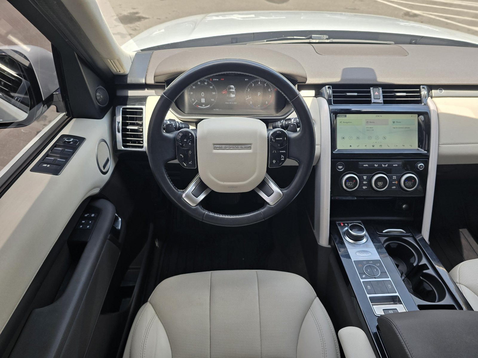 Used 2020 Land Rover Discovery HSE AWD/4WD image 14