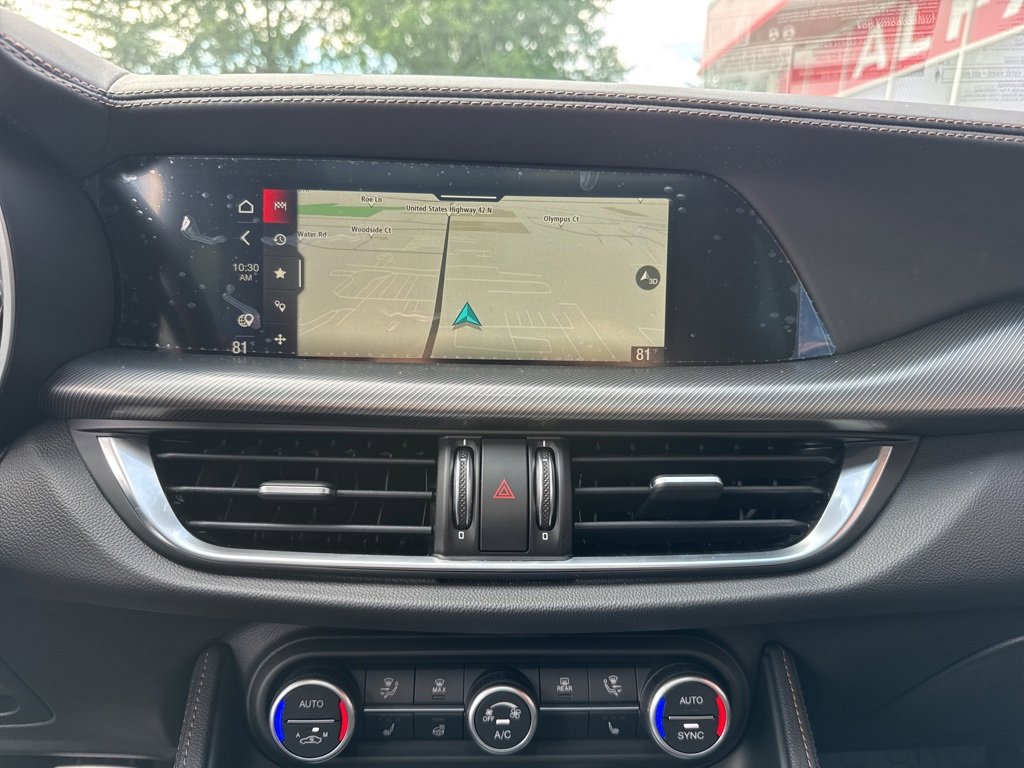 New 2025 Alfa Romeo Stelvio Sprint image 15