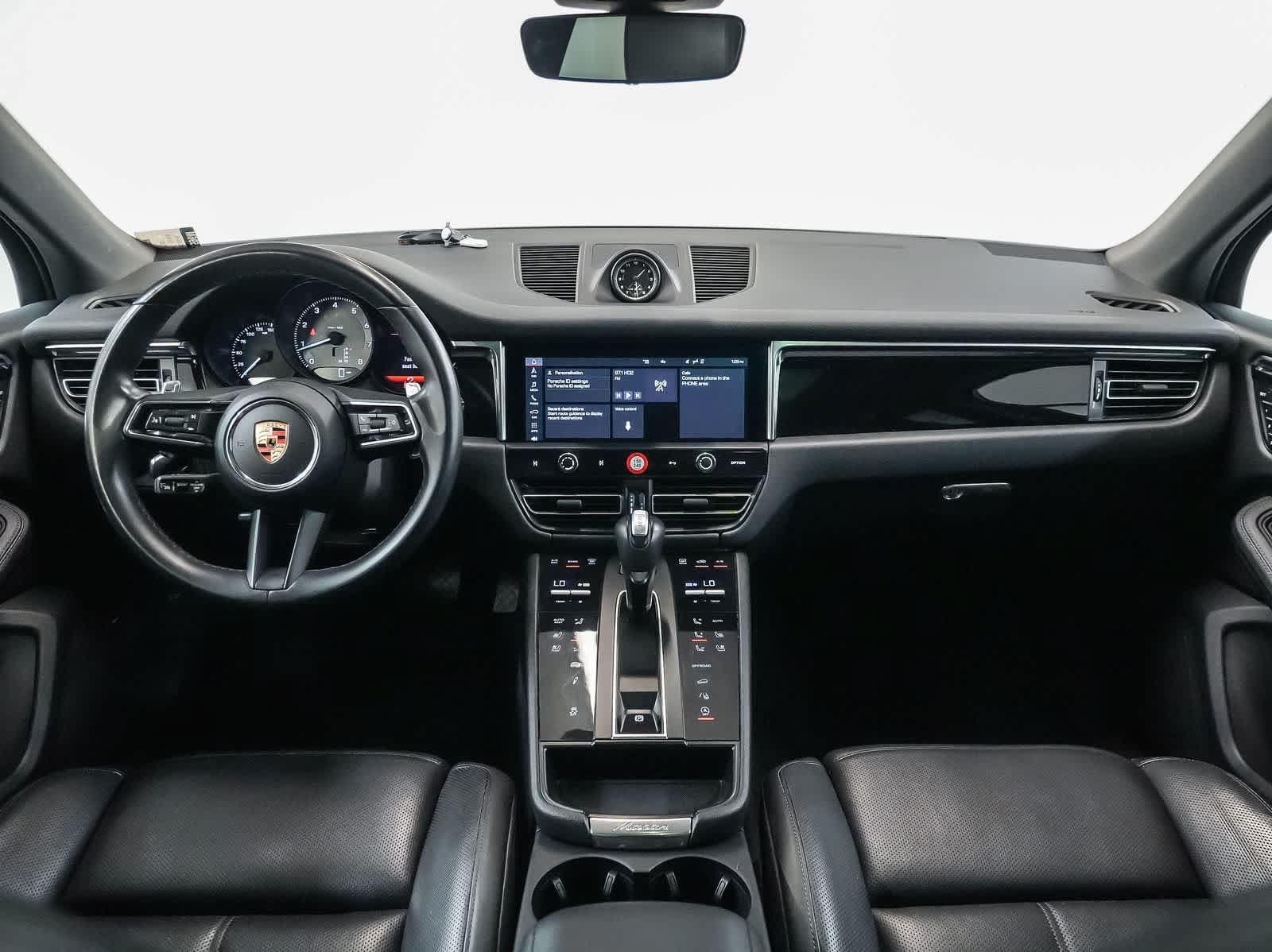 Certified 2024 Porsche Macan S AWD/4WD image 16