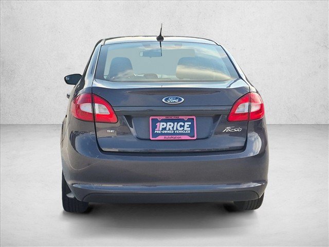 Used 2013 Ford Fiesta SE FWD image 7