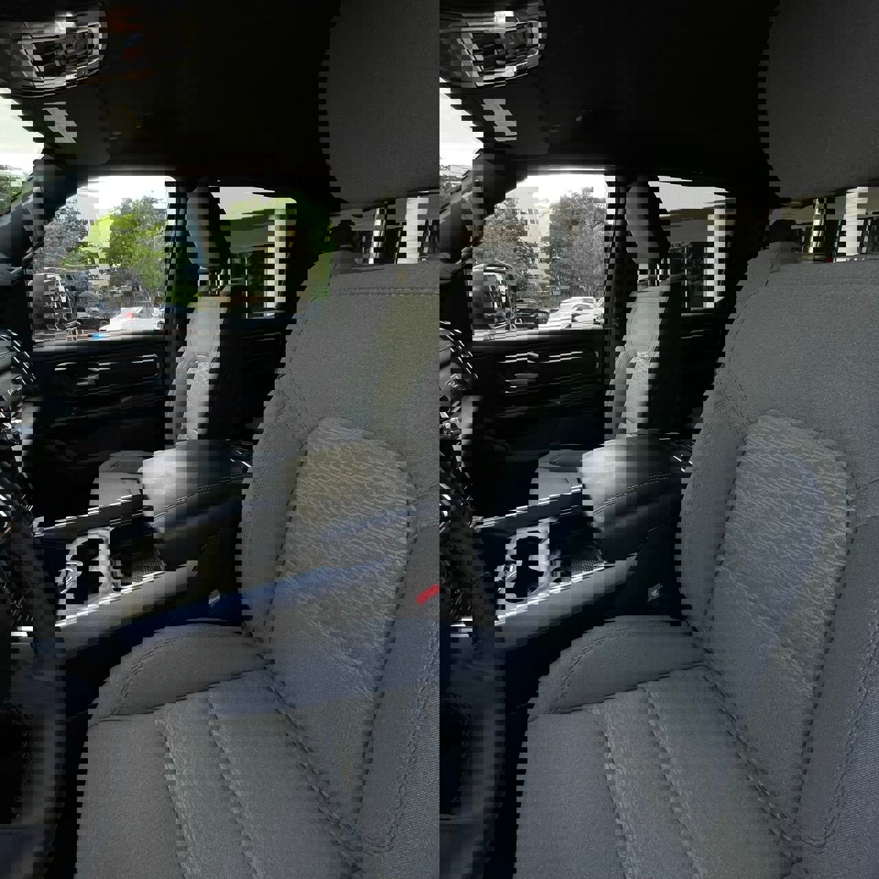 Used 2025 RAM 1500 Lone Star image 22