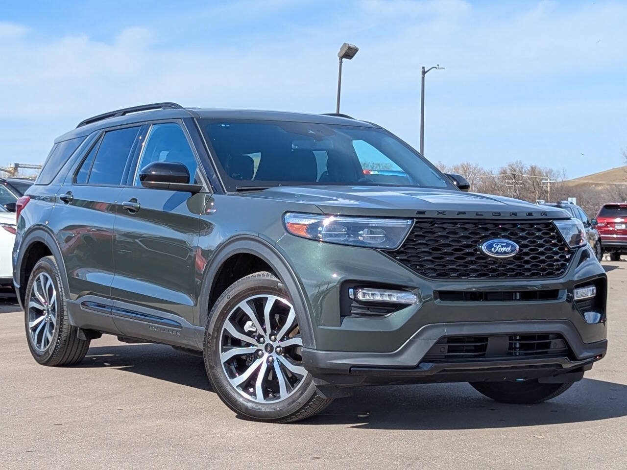 Used 2023 Ford Explorer ST-Line w/ Class IV Trailer Tow Package AWD/4WD image 33