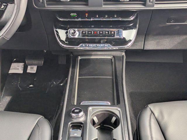 New 2026 Lincoln Corsair Premiere image 16