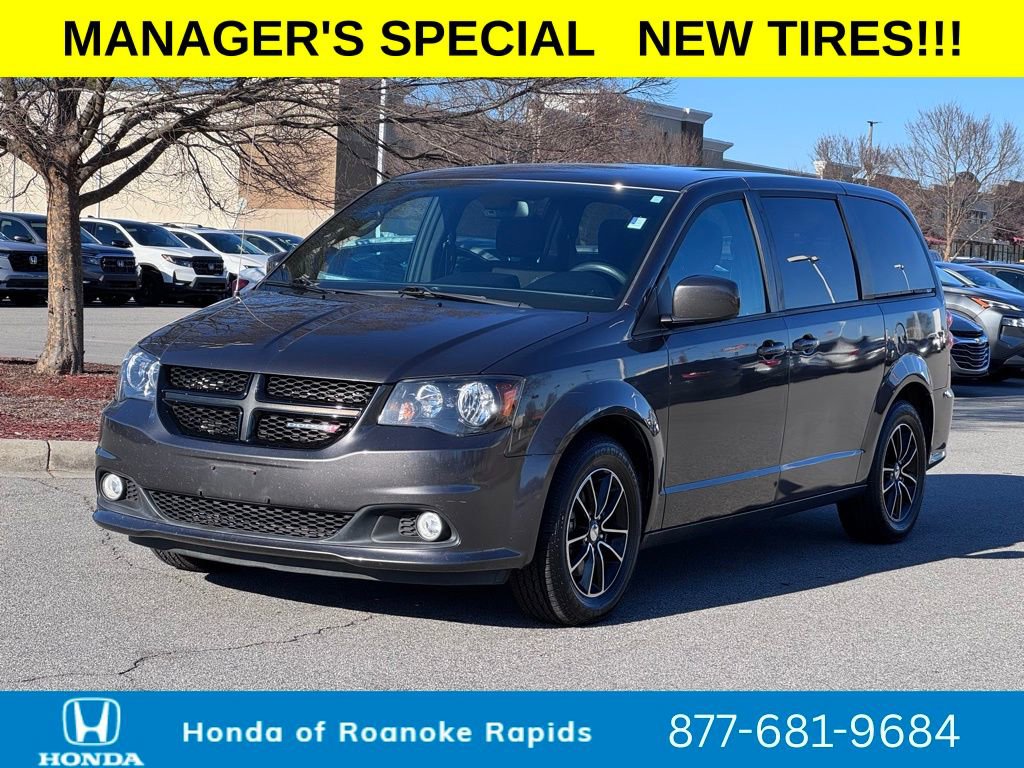 Used 2019 Dodge Grand Caravan SE image 2