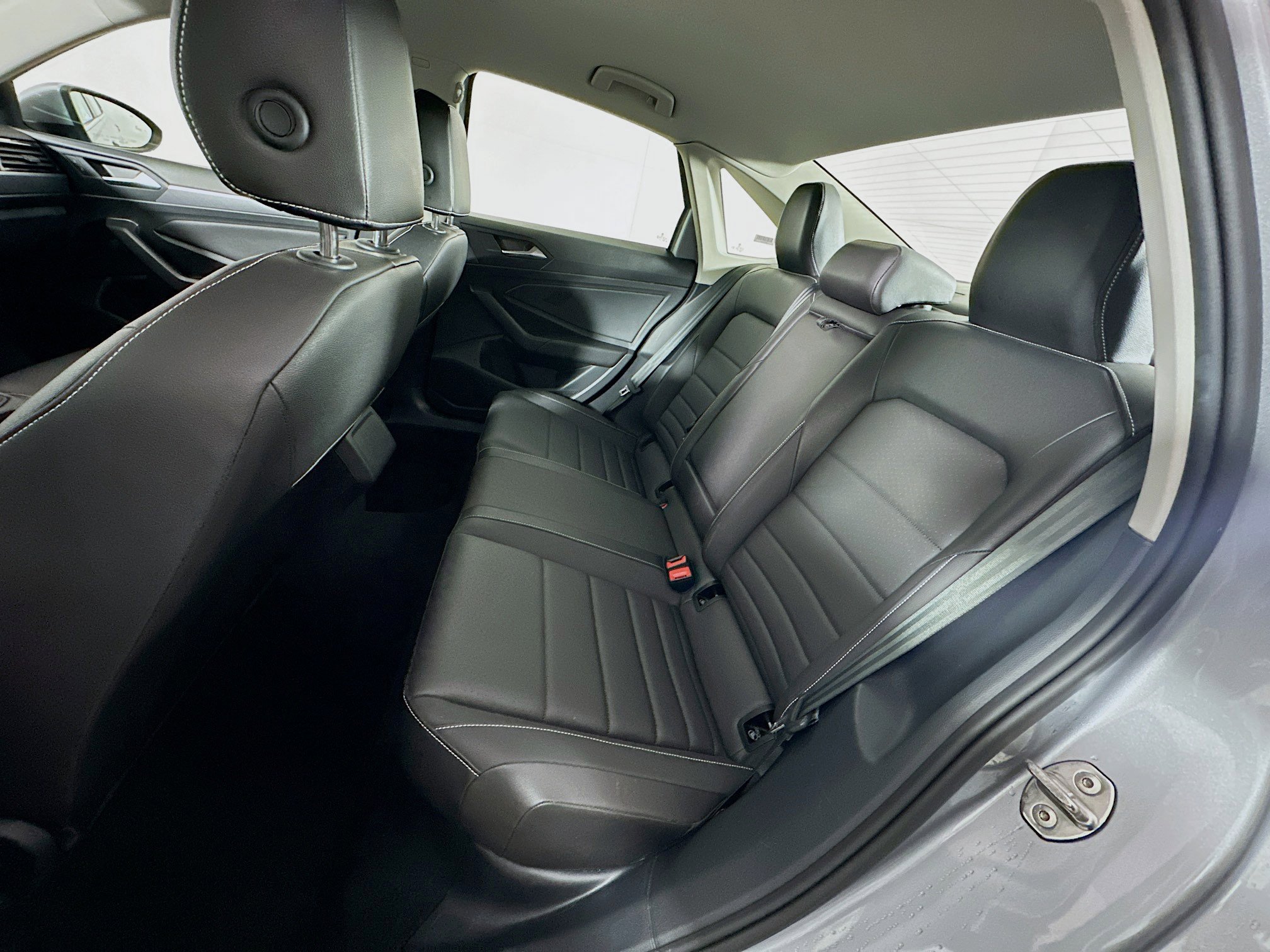 Used 2024 Volkswagen Jetta SE image 26