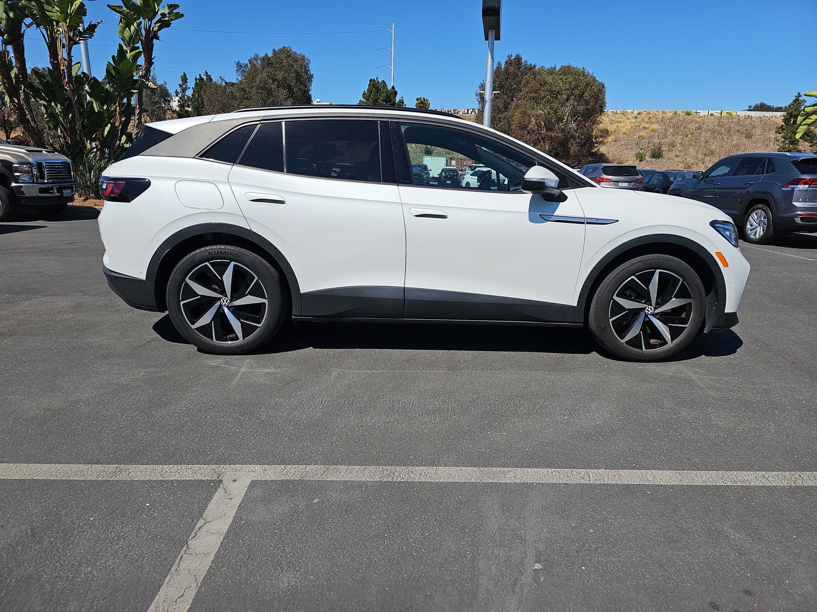 Used 2023 Volkswagen ID.4 S RWD image 4