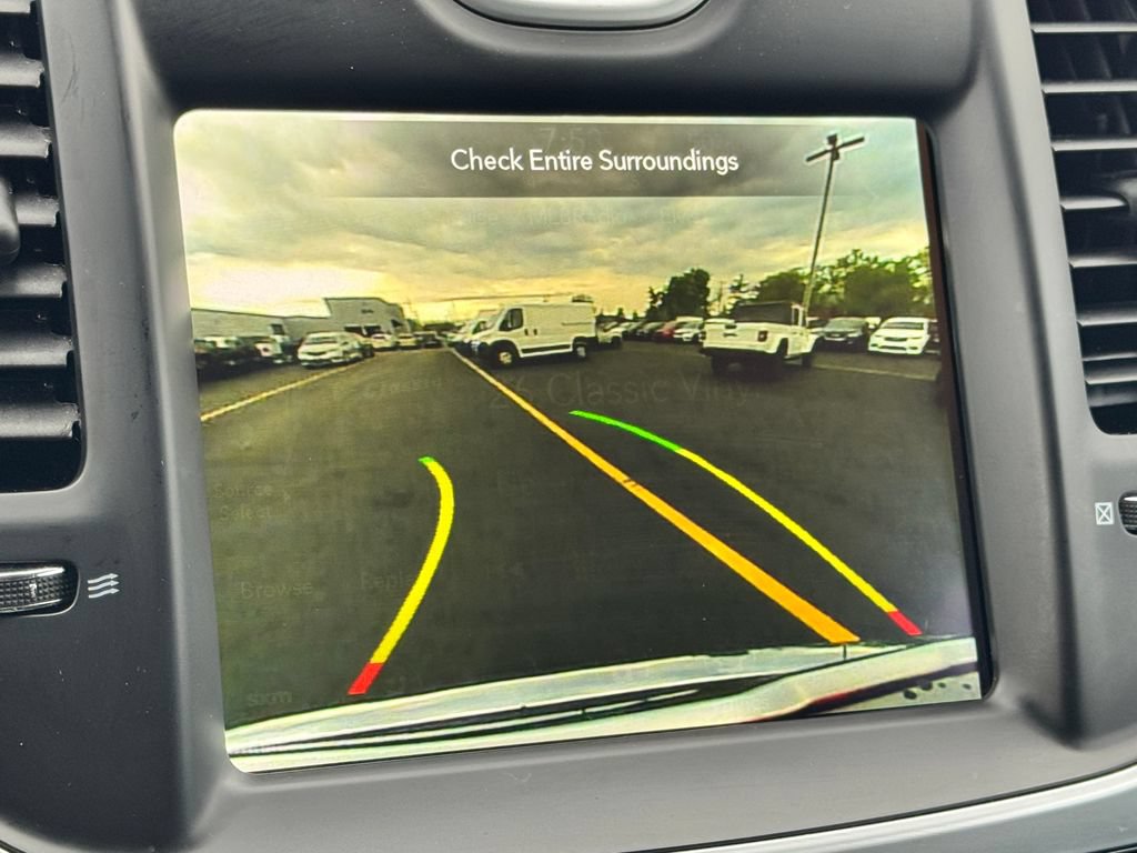 Used 2023 Chrysler 300 Touring AWD/4WD image 32