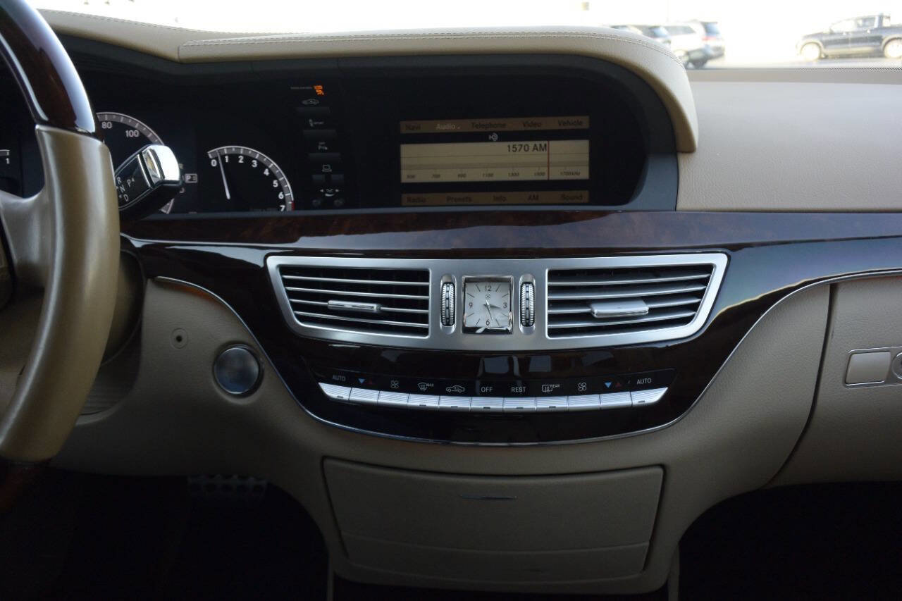 Used 2013 Mercedes-Benz S 550 image 24