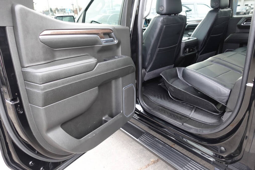 Used 2024 Chevrolet Silverado 1500 RST AWD/4WD image 22